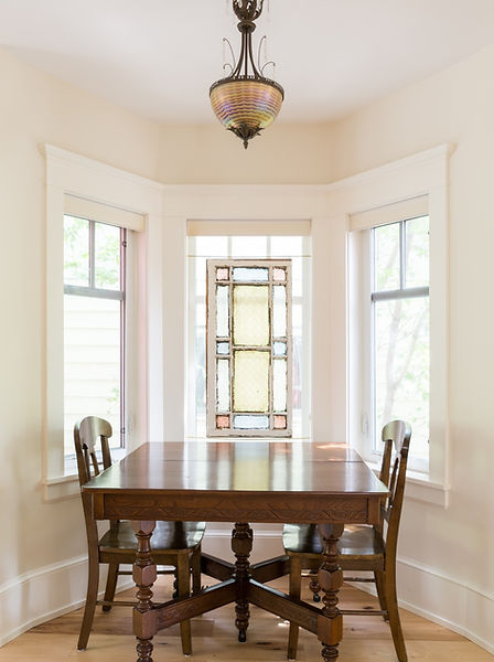 Interior vertical